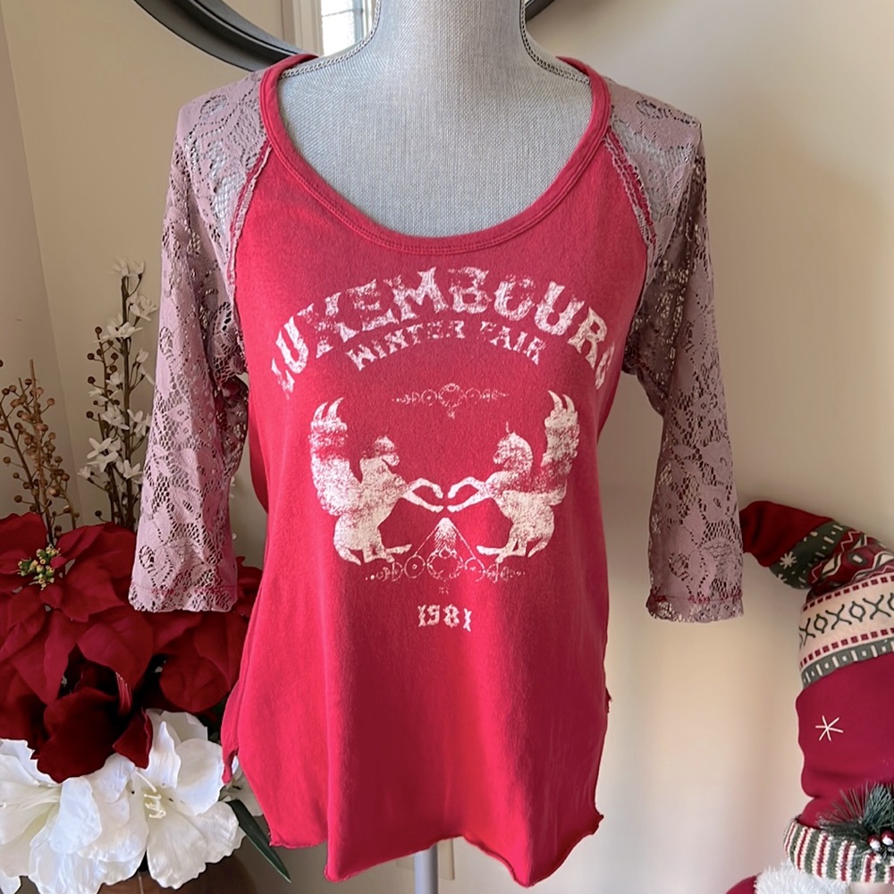 We The Free Red Graphic Tee with 3/4 Lace Sleeves.  Size Small